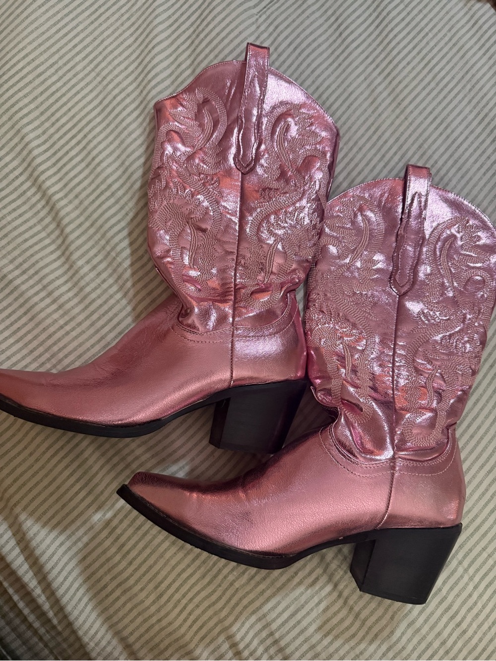 Metallic Pink Western Cowboy Boots for Women